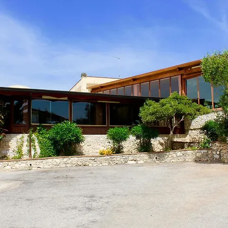 Villaggio Turistico Defensola Lägenhetshotell 3*
