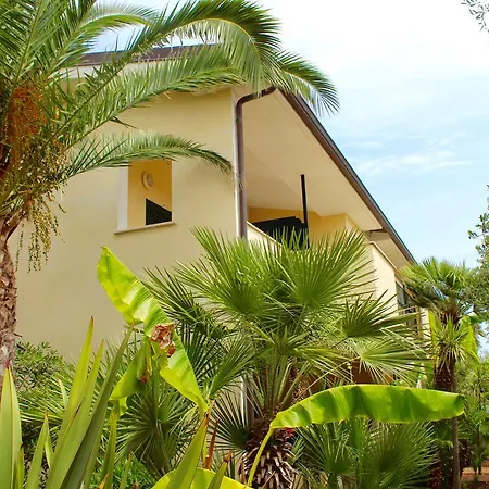 Villaggio Turistico Defensola 3* Vieste