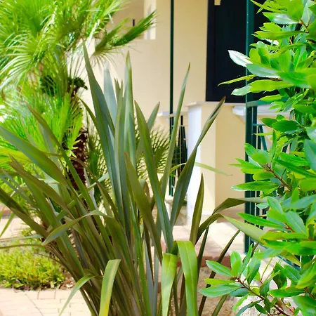 Villaggio Turistico Defensola 3*