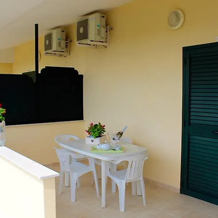 Villaggio Turistico Defensola Lägenhetshotell