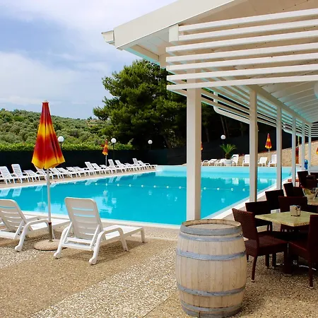 Villaggio Turistico Defensola 3* Vieste